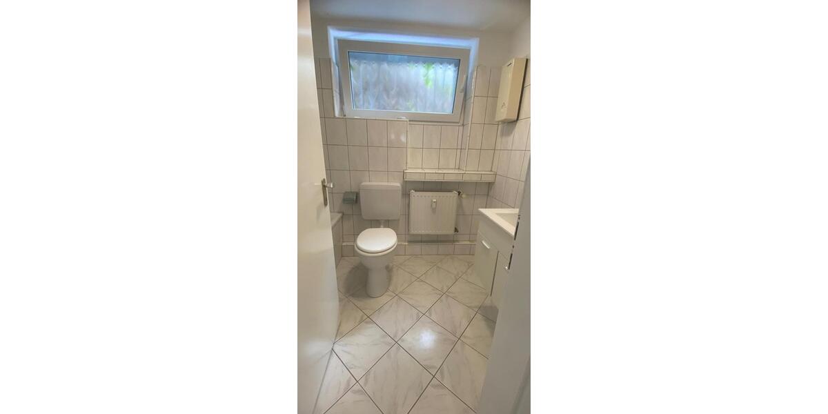 Etagenwohnung Düsseldorf Stadtbezirk 5 - 2 Zimmer, 77 m&sup2;, 1.400&euro; | Angebot:26160667