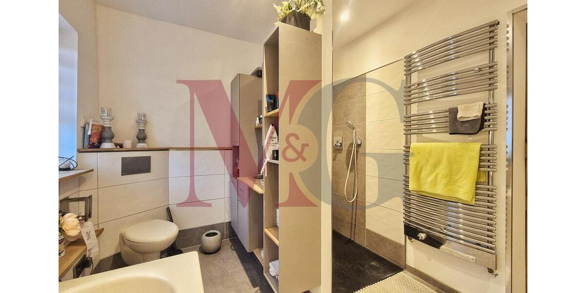 Einfamilienhaus Wilhelmshaven Aldenburg - 9 Zimmer, 227 m&sup2;, 1.600&euro; | Angebot:25843573