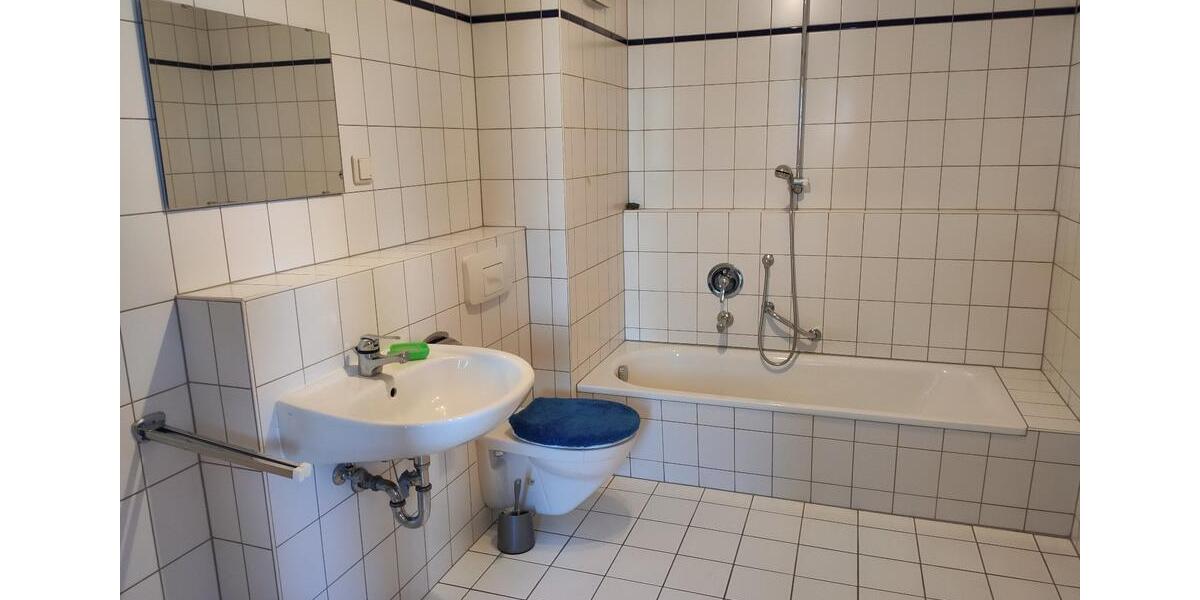 Etagenwohnung Pößneck - 2 Zimmer, 59 m&sup2;, 420&euro; | Angebot:26033858