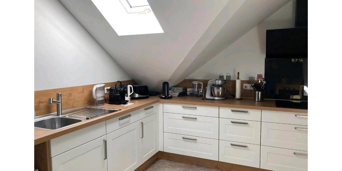 Dachgeschoßwohnung Burghaun - 3 Zimmer, 104 m&sup2;, 850&euro; | Angebot:24681973