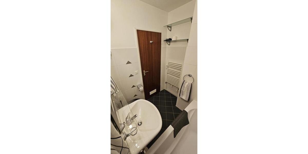 Etagenwohnung Nürnberg Altstadt, St. Lorenz - 1 Zimmer, 29 m&sup2;, 600&euro; | Angebot:26501868
