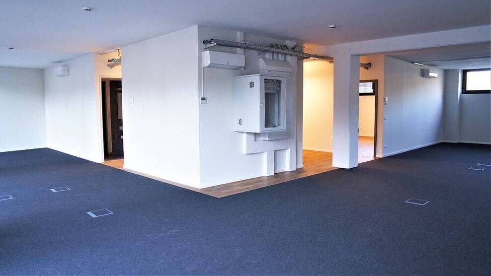Moderne Büros mit großzügigen Fensterfronten - provisionsfrei & flexibel - All-in-Miete