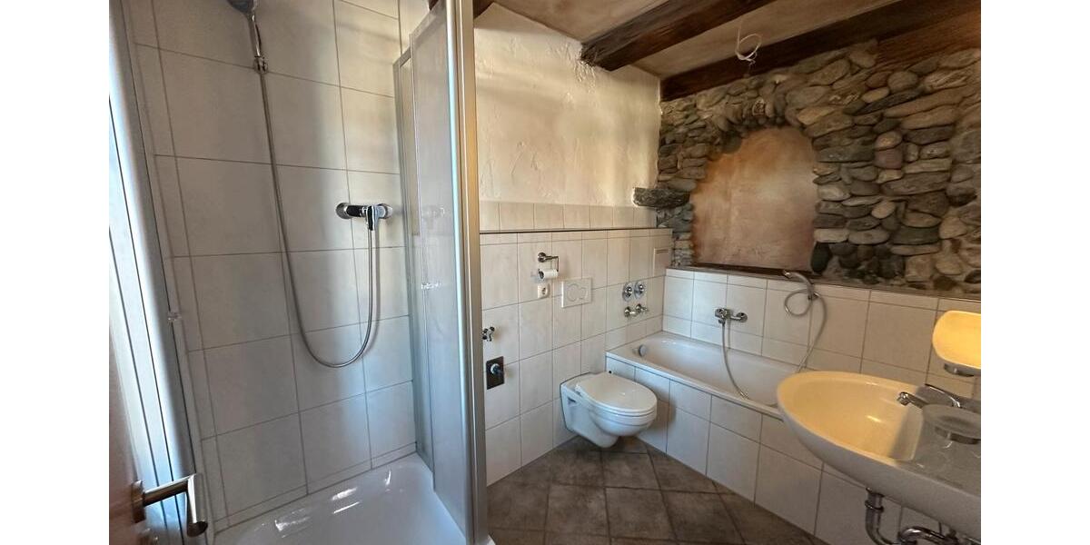 Hochparterre Amerang - 3 Zimmer, 70 m&sup2;, 1.000&euro; | Angebot:24582833