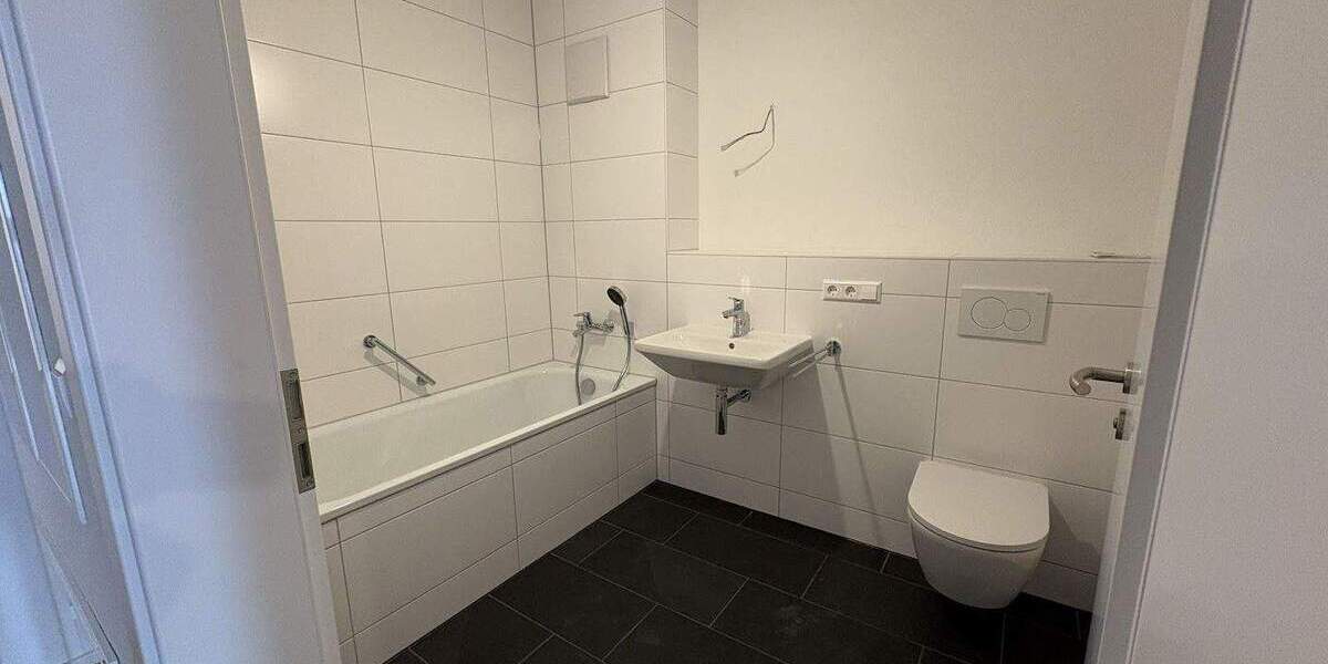 Etagenwohnung Aalen-Wasseralfingen Wasseralfingen - 3 Zimmer, 82 m&sup2;, 1.125&euro; | Angebot:24158266
