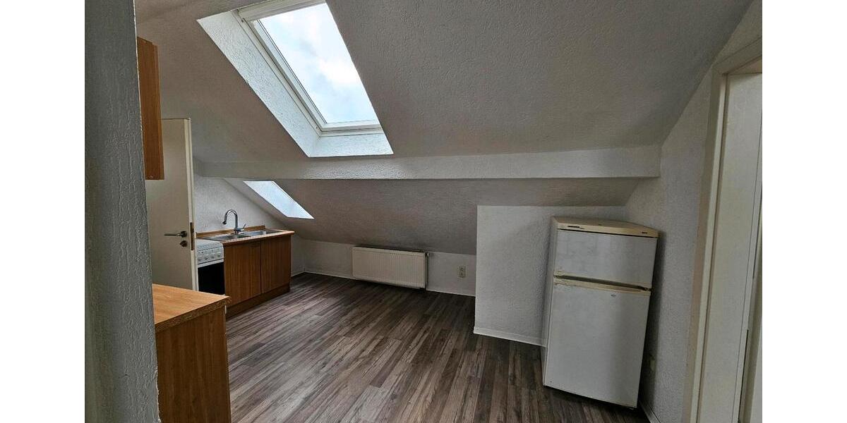 Dachgeschoßwohnung Flörsheim am Main - 2 Zimmer, 50 m&sup2;, 750&euro; | Angebot:26507560