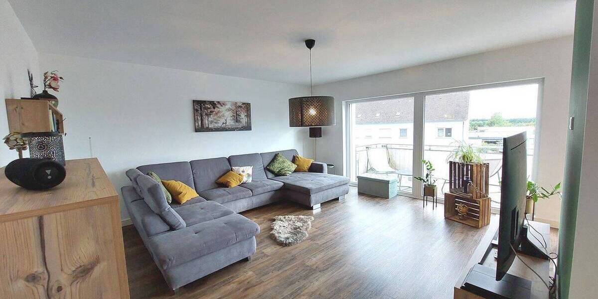 Etagenwohnung Bitburg - 4 Zimmer, 121 m&sup2;, 1.190&euro; | Angebot:25693099