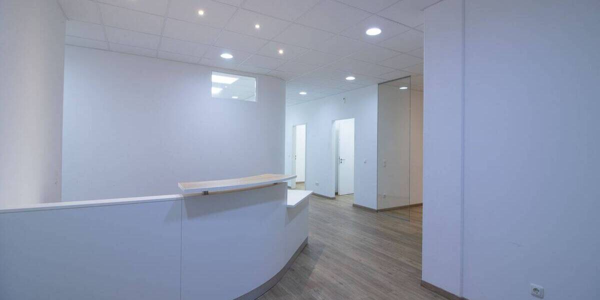 Gewerbeobjekt Bad Tölz - 8 Zimmer, 140 m&sup2;, 1.400&euro; | Angebot:26305743