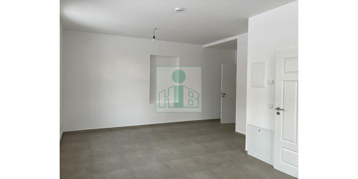 Etagenwohnung Löbau - 1 Zimmer, 37 m&sup2;, 305&euro; | Angebot:25438206
