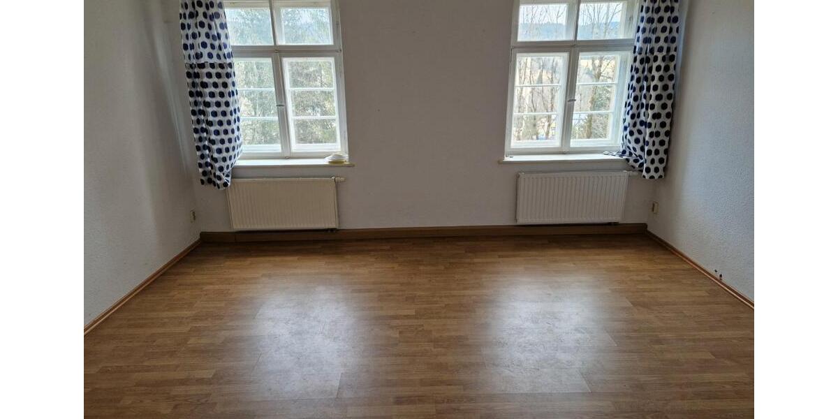 Etagenwohnung Johanngeorgenstadt - 4 Zimmer, 95 m&sup2;, 380&euro; | Angebot:26490301