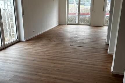 Vermietung: Neubau - Reihenhaus KFW 40 qng Niedrigenergiehaus 6.5 zimmer