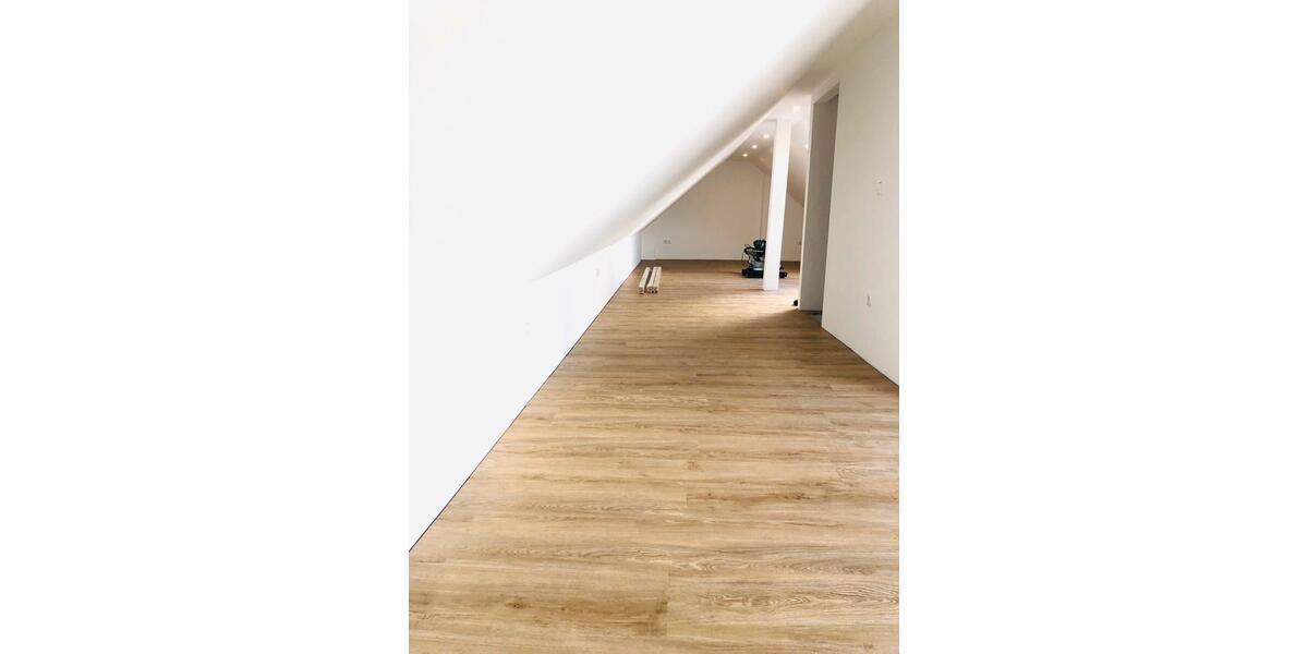 Dachgeschoßwohnung Dortmund Eving - 4.5 Zimmer, 115 m&sup2;, 1.100&euro; | Angebot:26040062