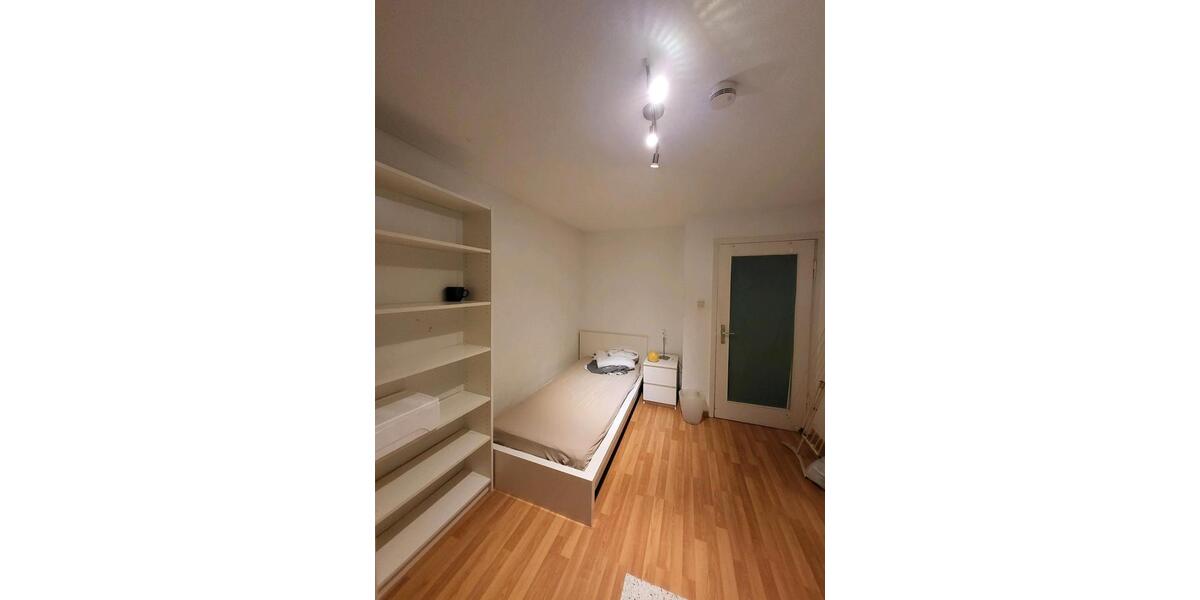 Wohnen auf Zeit Böblingen - 1 Zimmer, 14 m&sup2;, 570&euro; | Angebot:24815323