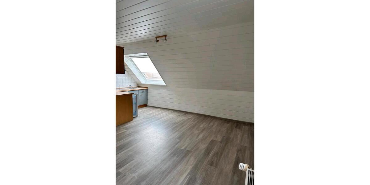 Dachgeschoßwohnung Wittmund - 2 Zimmer, 45 m&sup2;, 650&euro; | Angebot:24983580