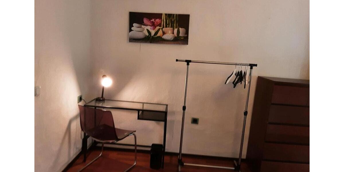 Wohnen auf Zeit Gelsenkirchen Buer - 1 Zimmer, 90 m&sup2;, 390&euro; | Angebot:26447427