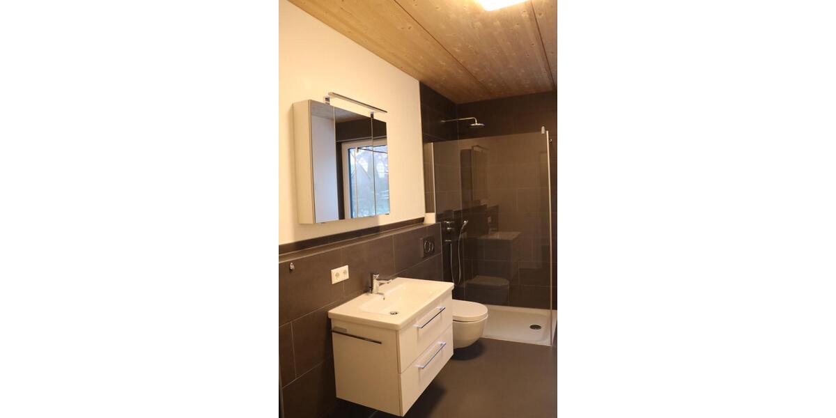 Dachgeschoßwohnung Epfendorf - 3.5 Zimmer, 102 m&sup2;, 900&euro; | Angebot:25170914