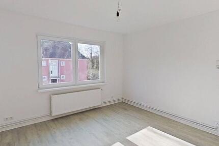 Wohnung Nordenham - 2 Zimmer, 43 m&sup2;, 315&euro; | Angebot:25991150