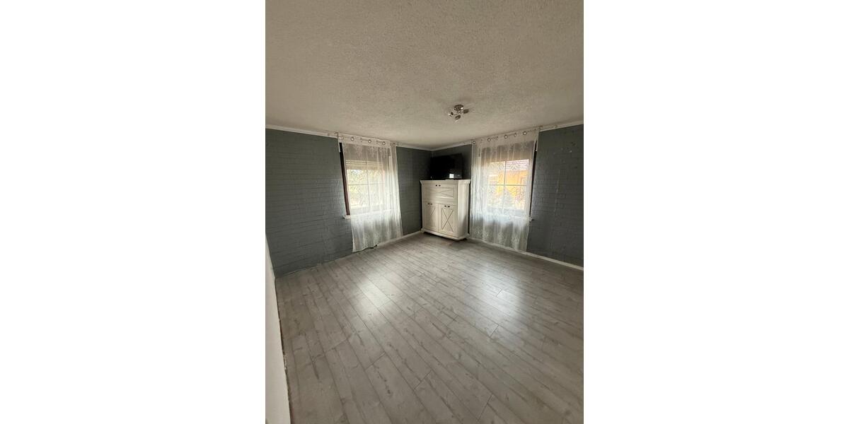 Einfamilienhaus in ruhiger Lage von Barby-Breitenhagen mit Garage 3.5 zimmer