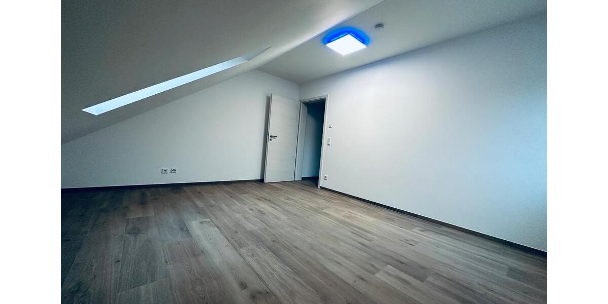 Dachgeschoßwohnung Breuberg - 4 Zimmer, 114 m&sup2;, 1.200&euro; | Angebot:24382979