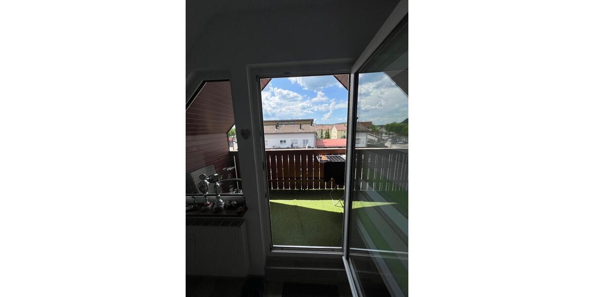 Dachgeschoßwohnung Stetten am kalten Markt - 4 Zimmer, 87 m&sup2;, 680&euro; | Angebot:24704741