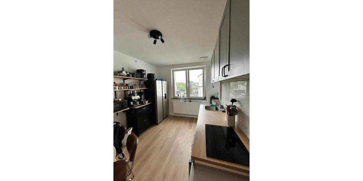Wohnen auf Zeit Köln Kalk - 15 Zimmer, 100 m&sup2;, 630&euro; | Angebot:26488429