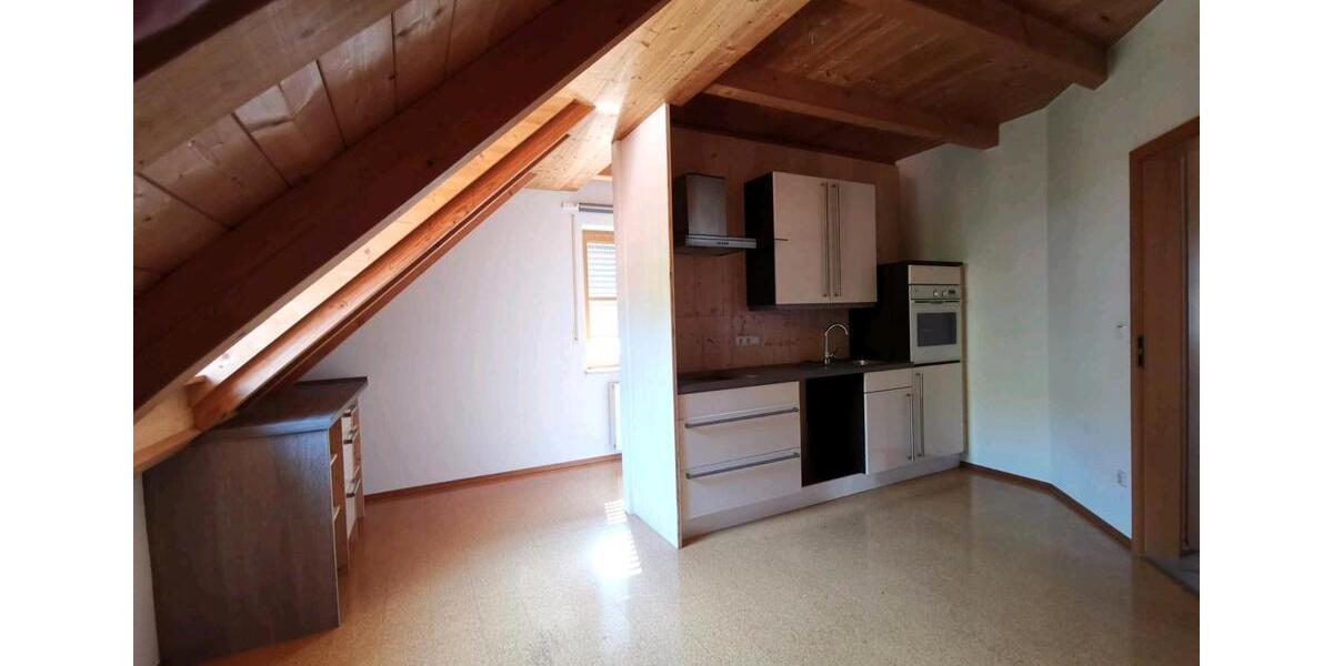 Dachgeschoßwohnung Kirchdorf an der Amper - 3 Zimmer, 90 m&sup2;, 1.150&euro; | Angebot:26225273