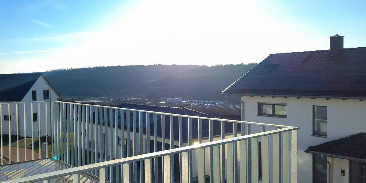 Etagenwohnung Igersheim - 3 Zimmer, 91 m&sup2;, 1.090&euro; | Angebot:26054503