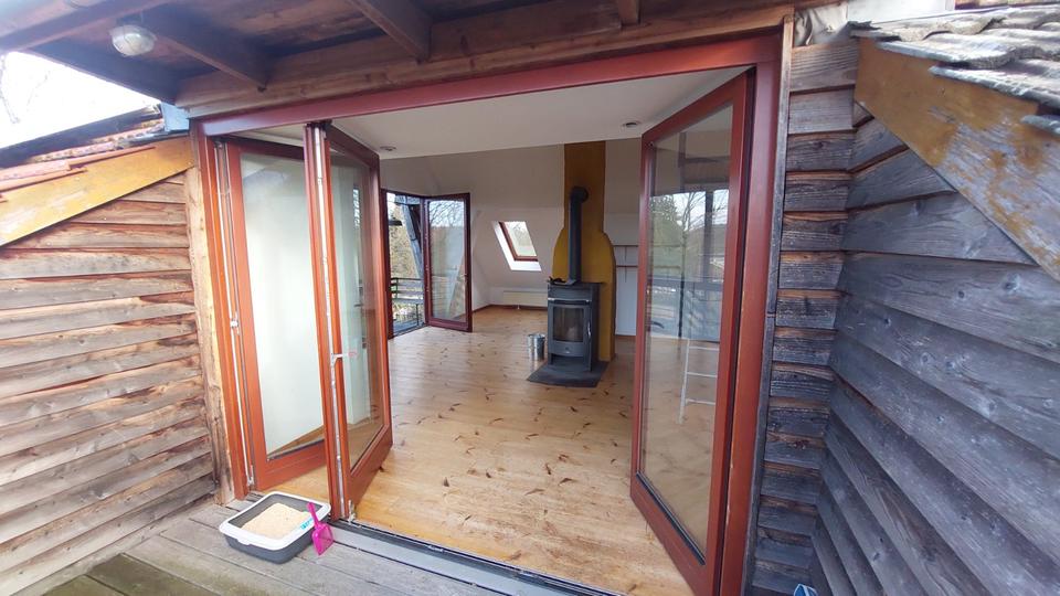 Schöne Studiowohnung unterm Dach, 55 qm 2 zimmer