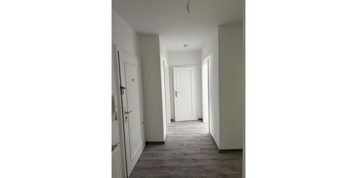 Etagenwohnung Ludwigshafen am Rhein Ludwigshafen-Hemshof - 3 Zimmer, 96 m&sup2;, 1.200&euro; | Angebot:26698650