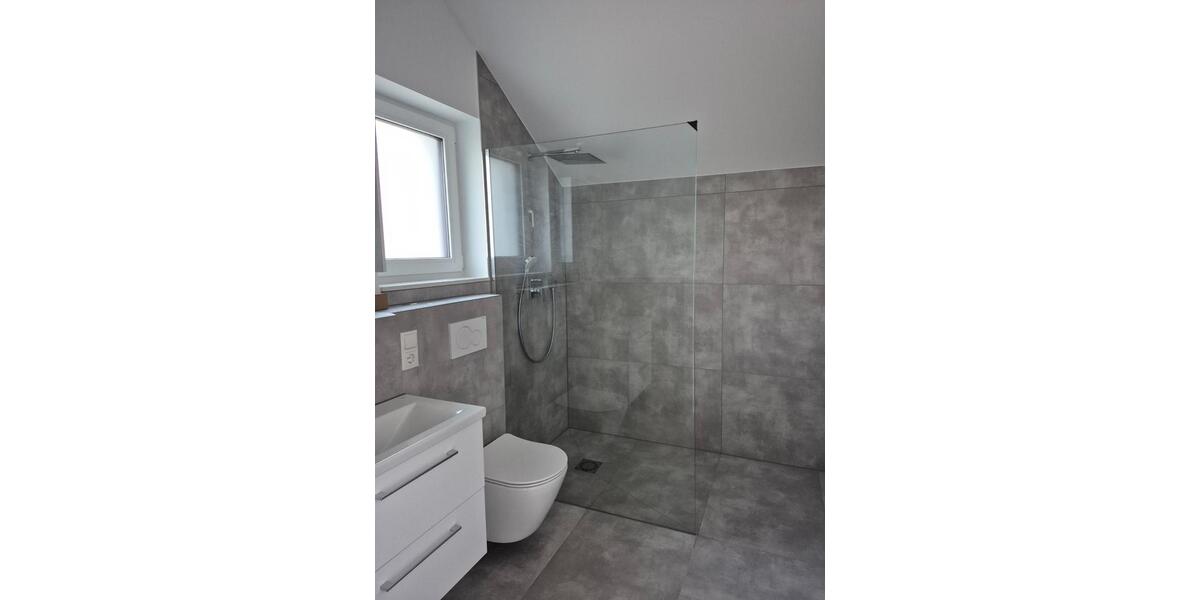 Dachgeschoßwohnung Königswinter - 2 Zimmer, 55 m&sup2;, 800&euro; | Angebot:24653712