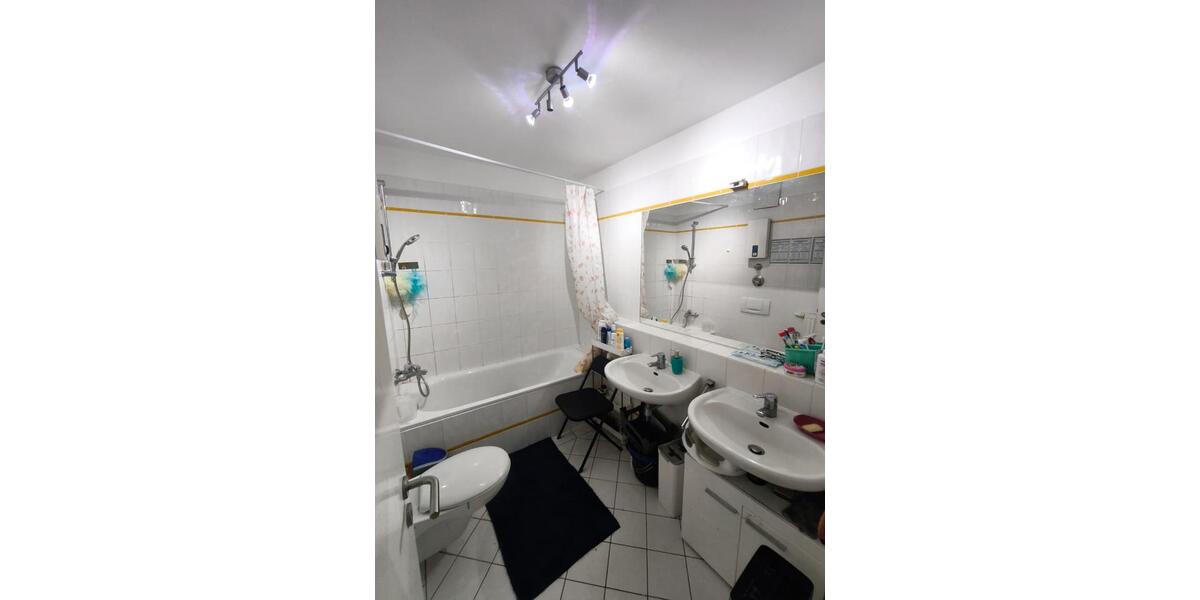 Wohnen auf Zeit Düsseldorf Heerdt - 2 Zimmer, 65 m&sup2;, 990&euro; | Angebot:25937074