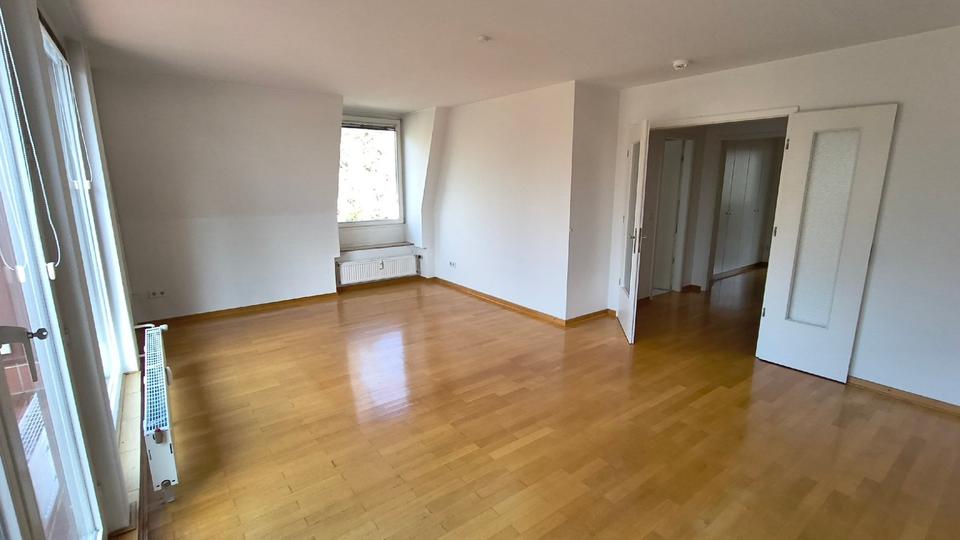 Dachgeschoßwohnung Berlin Steglitz-Zehlendorf - 2 Zimmer, 89 m&sup2;, 1.311&euro; | Angebot:26252262