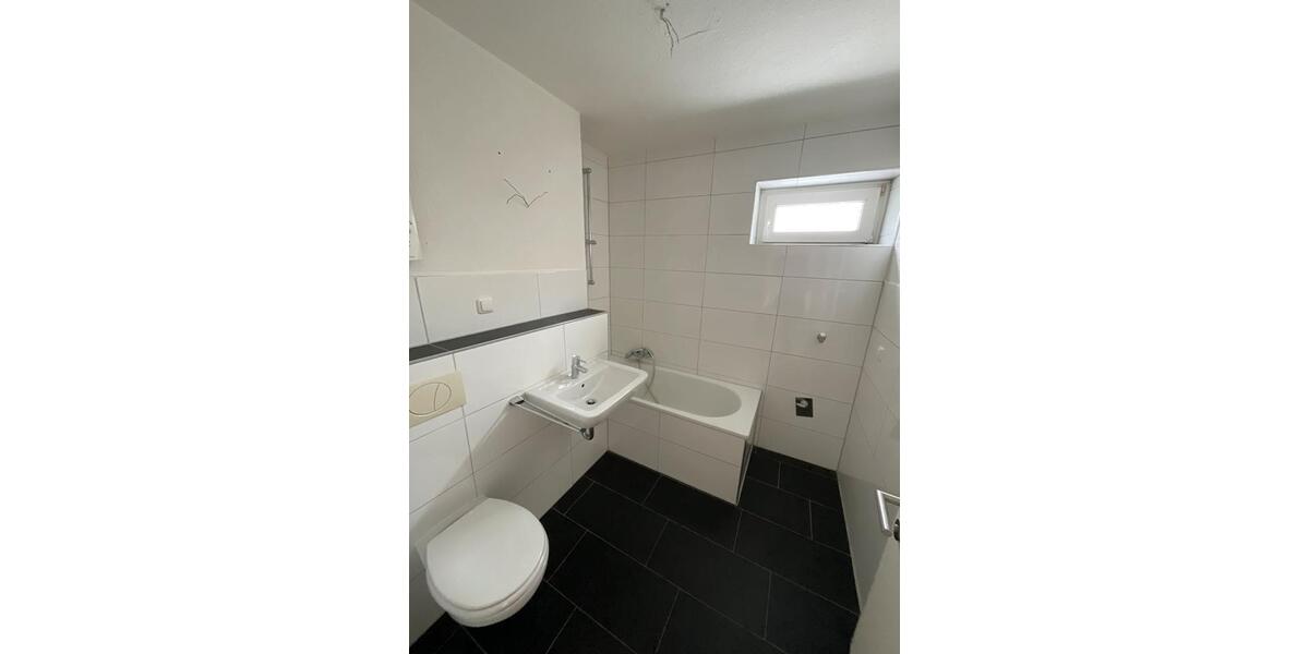 Etagenwohnung Remscheid Lüttringhausen - 3 Zimmer, 76 m&sup2;, 719&euro; | Angebot:26479439