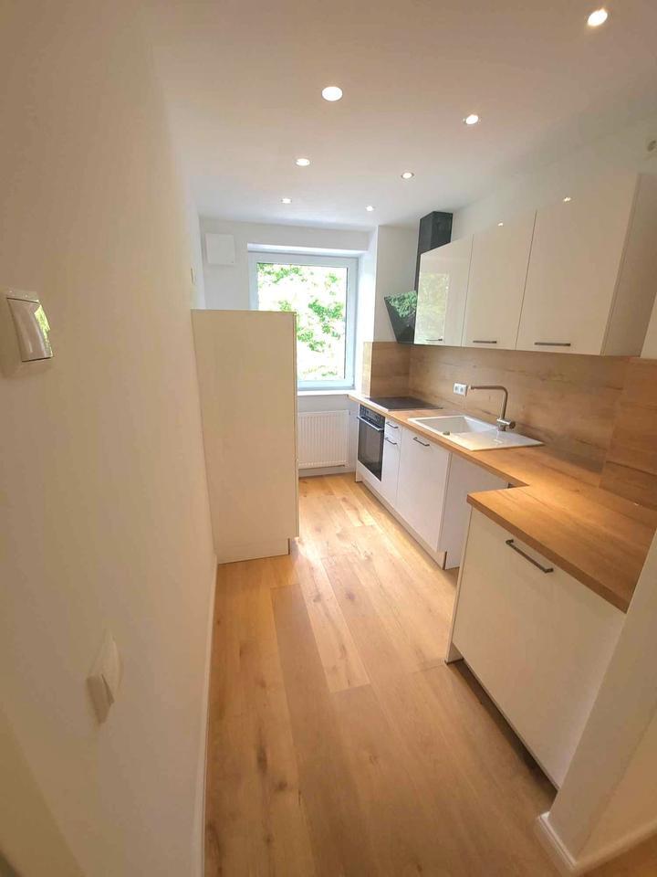 Interior Design Konzept- für Mieter, die alles wollen: Stadt. Garten. Stil. Charmante Erdgeschosswohnung mit Balkon und Terrasse in List. zimmer