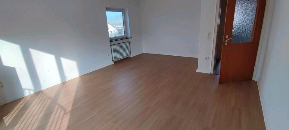 Etagenwohnung Faßberg - 4 Zimmer, 85 m&sup2;, 580&euro; | Angebot:25948827