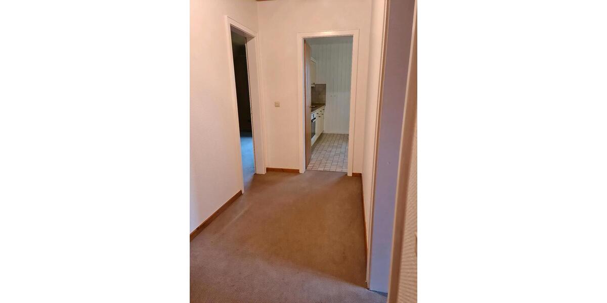 Dachgeschoßwohnung Neukirchen - 3 Zimmer, 55 m&sup2;, 700&euro; | Angebot:24808477