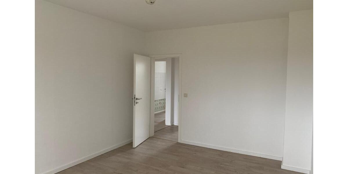Dachgeschoßwohnung Milower Land - 4 Zimmer, 75 m&sup2;, 600&euro; | Angebot:25628092