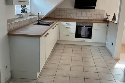 Haus Lage - 4 Zimmer, 1 m&sup2;, 950&euro; | Angebot:27614962