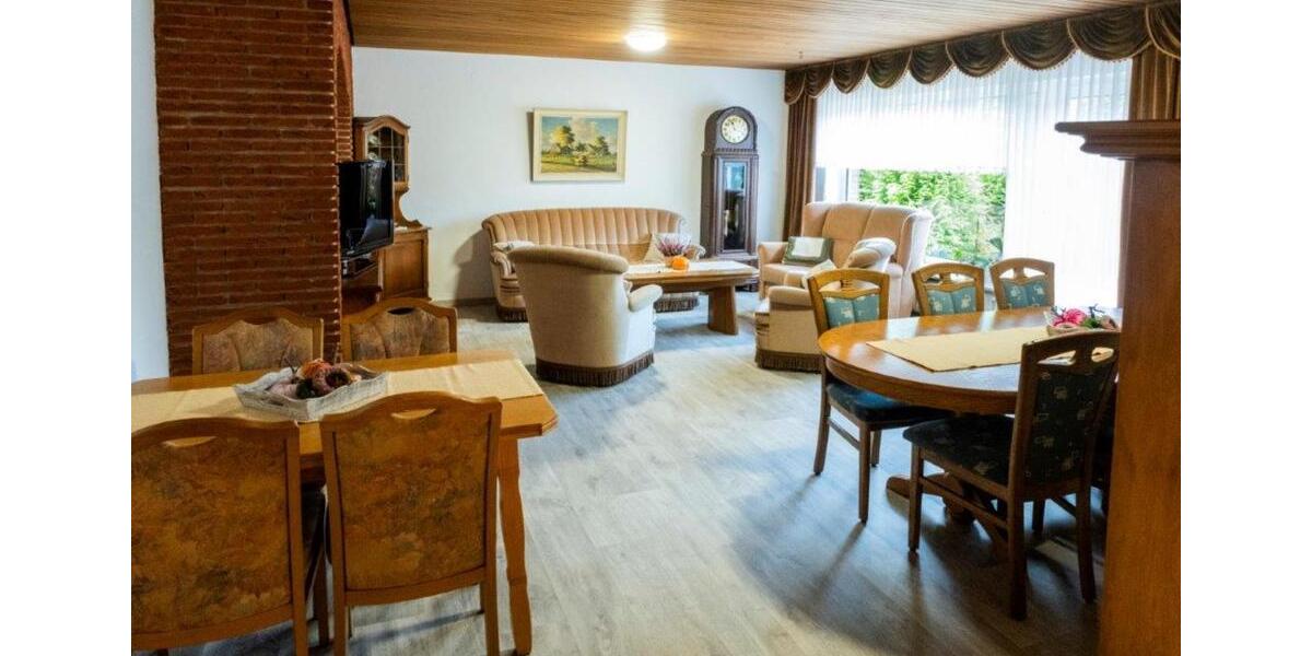 Wohnen auf Zeit Upgant-Schott Schott - 5 Zimmer, 200 m&sup2;, 20&euro; | Angebot:24477896