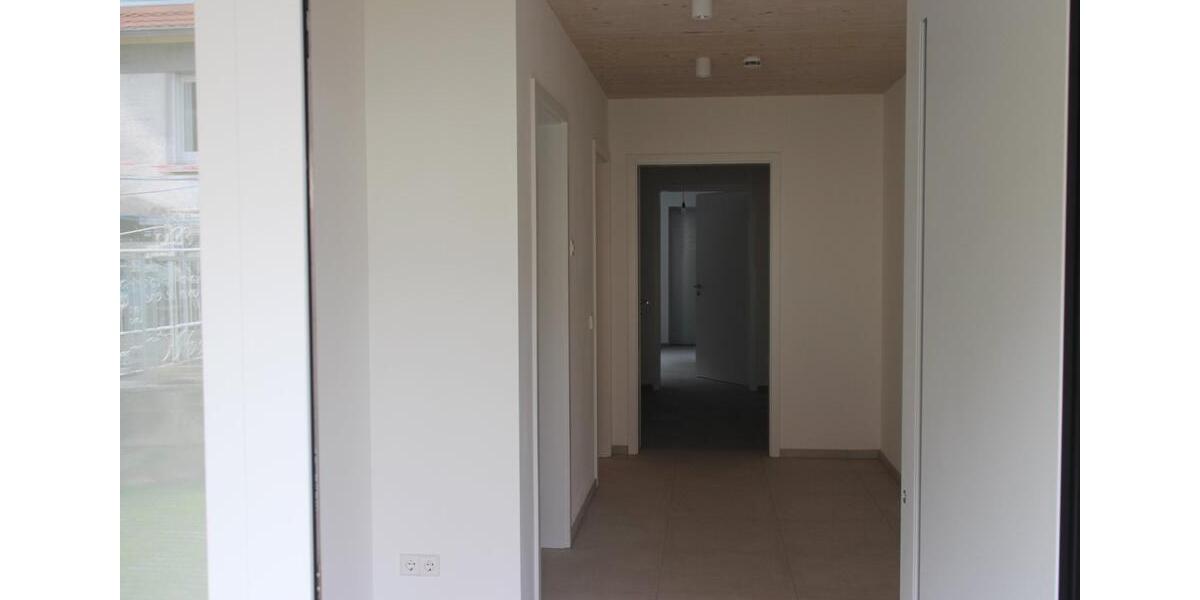 Doppelhaushälfte Haibach - 4 Zimmer, 119 m&sup2;, 1.700&euro; | Angebot:24355674