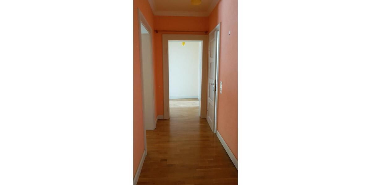 Etagenwohnung Leuna - 3 Zimmer, 83 m&sup2;, 759&euro; | Angebot:26381333
