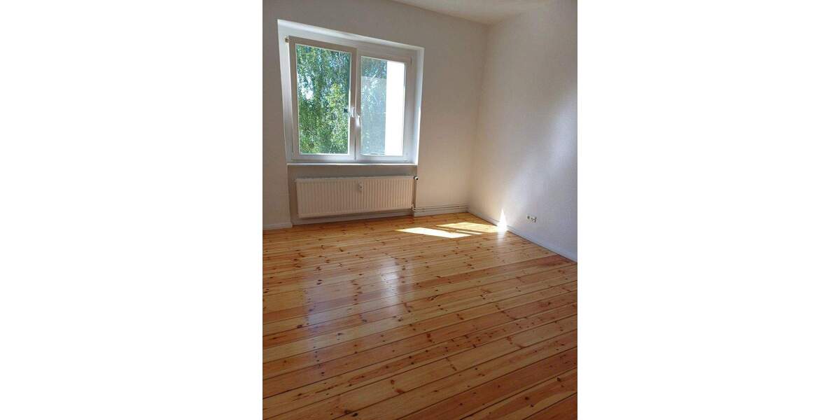 Etagenwohnung Rathenow Nordsiedlung - 2 Zimmer, 58 m&sup2;, 525&euro; | Angebot:25699632