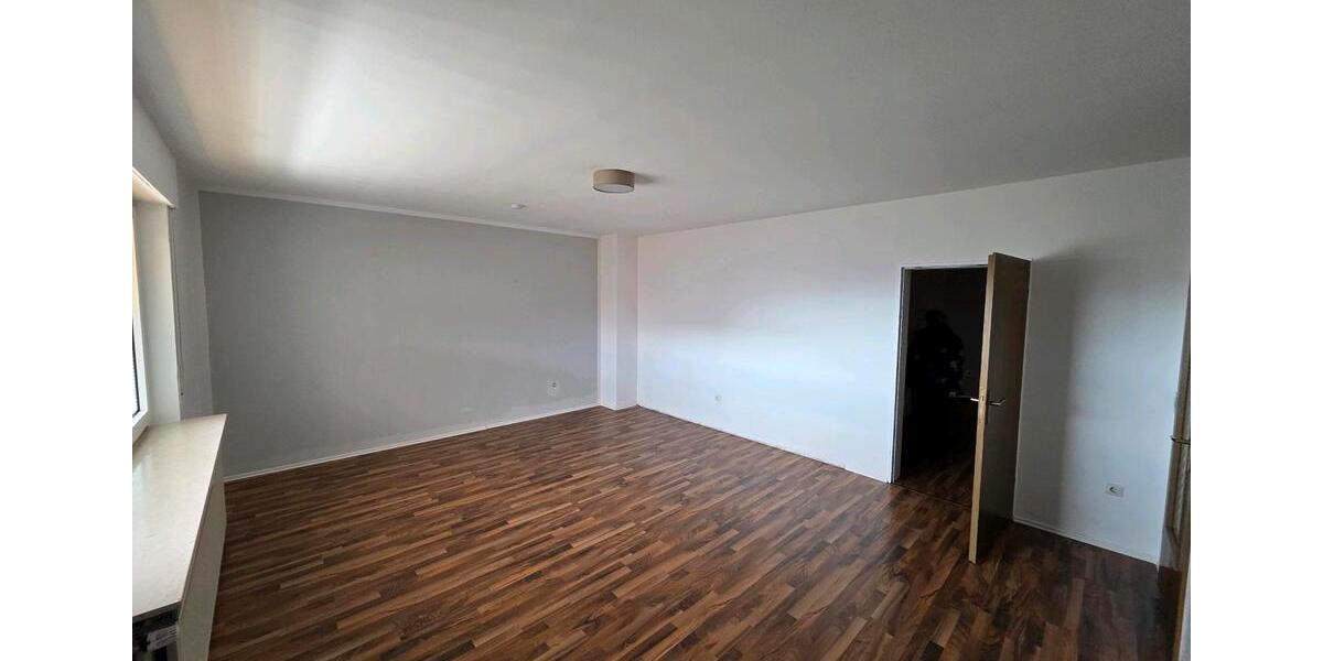 Etagenwohnung Saterland - 8 Zimmer, 125 m&sup2;, 800&euro; | Angebot:26647148