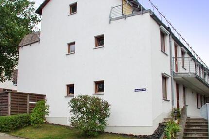 Wohnung Schleiz - 3 Zimmer, 68 m&sup2;, 480&euro; | Angebot:24873727