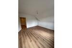 Dachgeschoßwohnung Siegen - 4 Zimmer, 67 m&sup2;, 650&euro; | Angebot:26587523