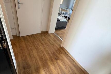 Großzügige Wohnung zu vermieten 4 zimmer