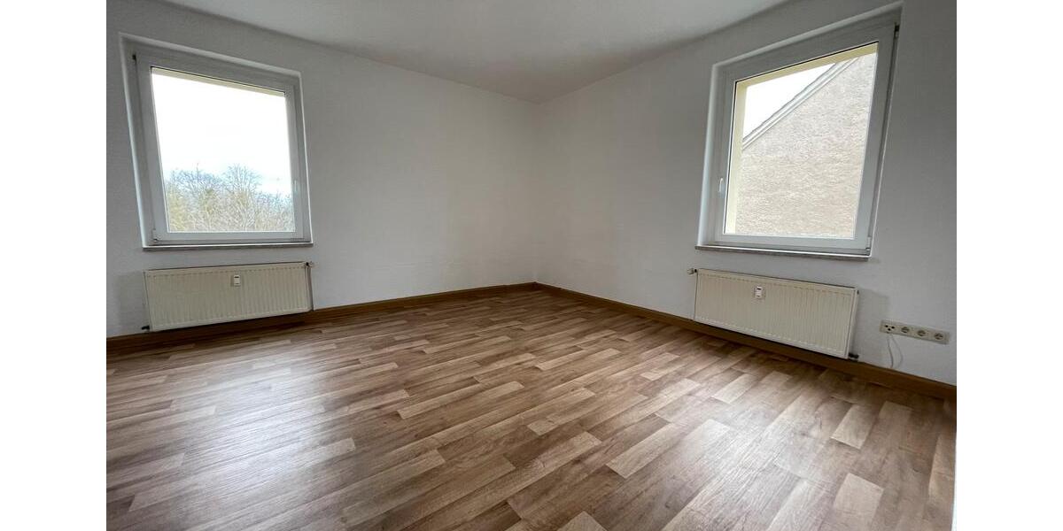 Etagenwohnung Nienburg (Saale) - 3 Zimmer, 63 m&sup2;, 415&euro; | Angebot:19190768