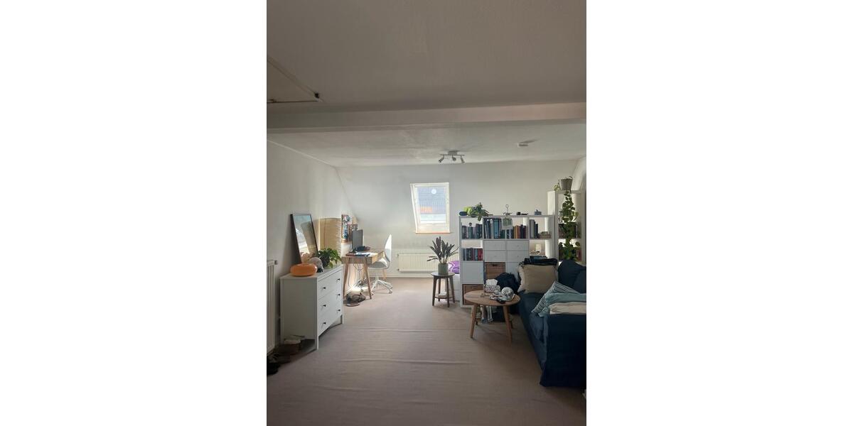 Dachgeschoßwohnung Kiel - 1 Zimmer, 43 m&sup2;, 723&euro; | Angebot:26048641