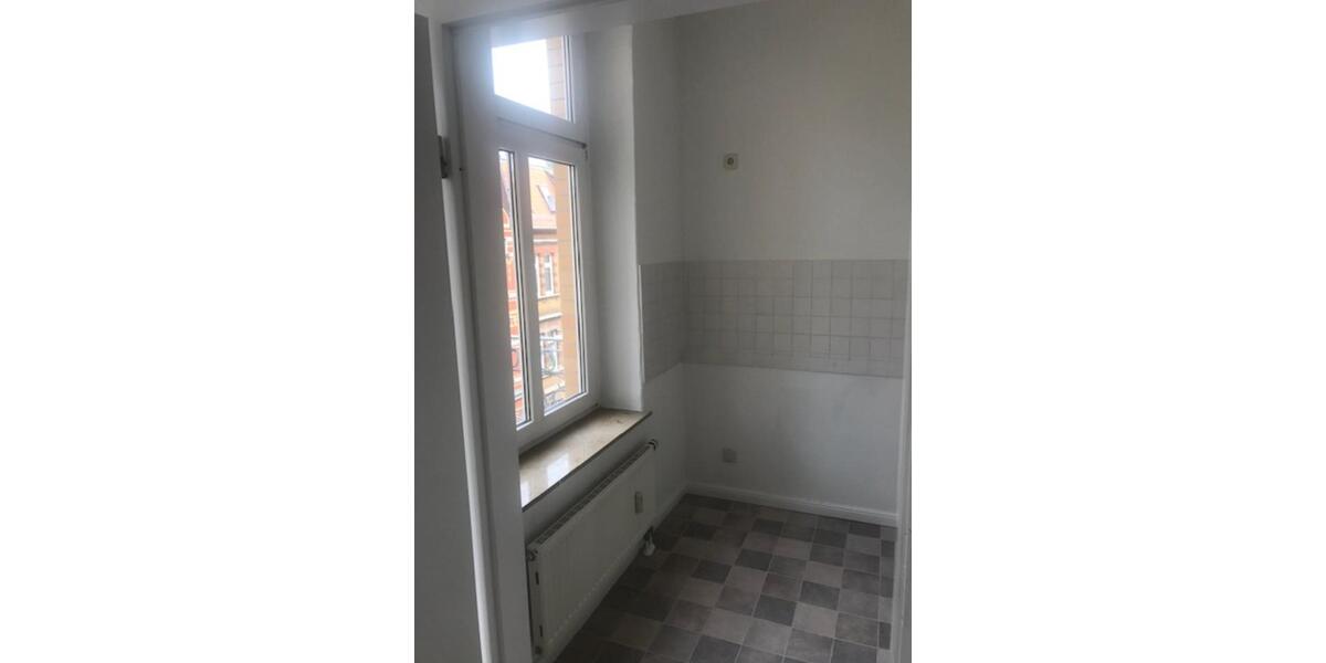 Etagenwohnung Zeitz - 2 Zimmer, 61 m&sup2;, 300&euro; | Angebot:25871288