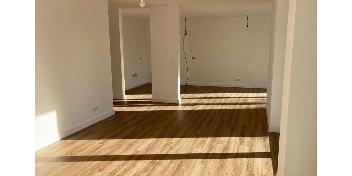 Erdgeschoßwohnung Vechta - 4 Zimmer, 121 m&sup2;, 1.250&euro; | Angebot:25998988