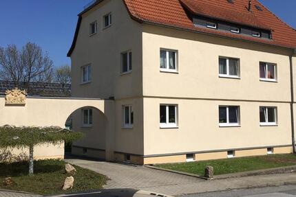 2-Raumwohnung - Zentral in Demitz-Thumitz mit Dusch-Badewanne 2 zimmer